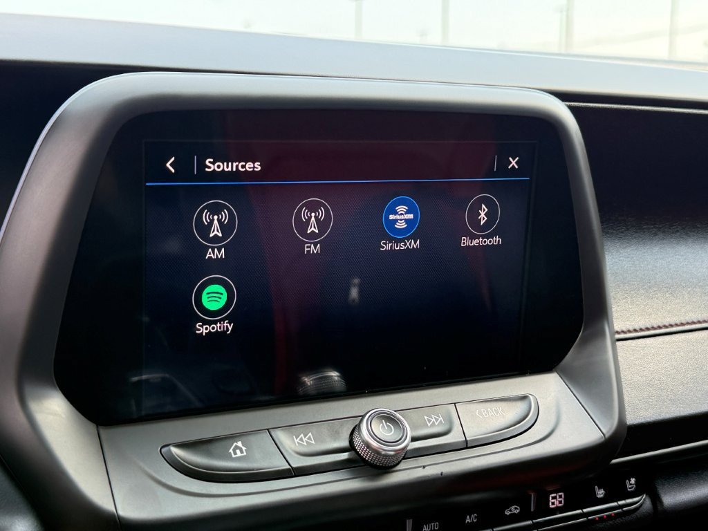 Used 2019 Chevrolet Camaro SS RWD image 29
