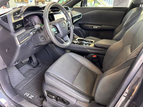 Used 2023 Lexus RZ 450e Premium image 14