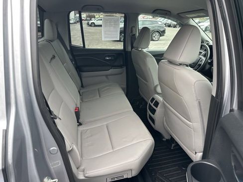 Used 2017 Honda Ridgeline RTL-T image 37