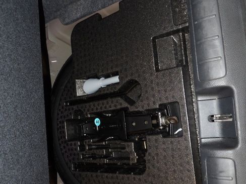 Used 2018 Honda Accord LX image 19