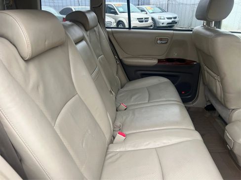 Used 2006 Toyota Highlander Limited image 26