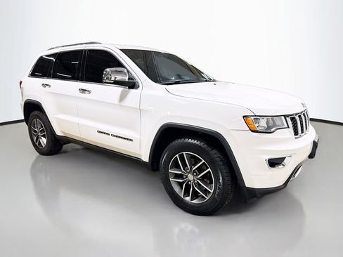 Used 2017 Jeep Grand Cherokee Limited image 5