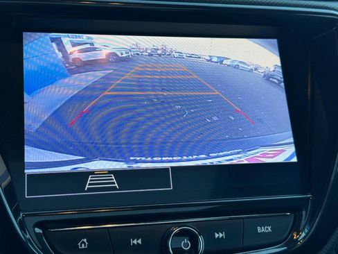 Used 2022 Chevrolet TrailBlazer RS w/ Sun and Liftgate Package image 21