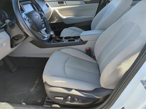 Used 2018 Hyundai Sonata SEL image 15