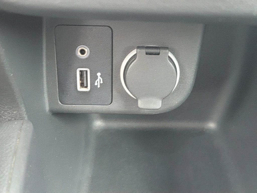 Used 2020 Nissan Kicks S FWD image 26