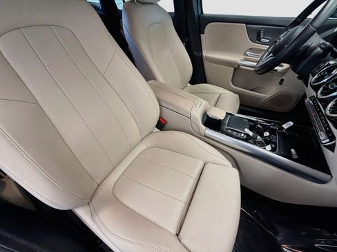 Used 2023 Mercedes-Benz GLA 250 image 15