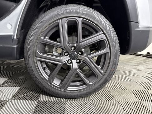 New 2026 Jeep Compass Limited image 21