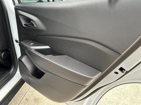 New 2026 Chevrolet Trax LS w/ LS Convenience Package image 22