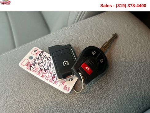 Used 2014 Nissan Rogue S w/ Convenience Package AWD/4WD image 25