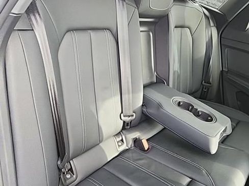 Used 2024 Audi Q4 e-tron Premium Plus w/ Premium Plus image 39