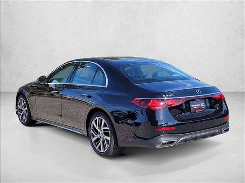 Used 2026 Mercedes-Benz E 350 Sedan image 9
