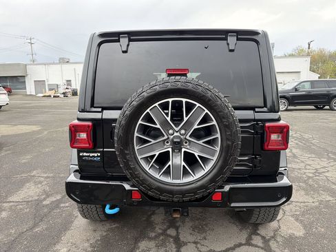Used 2024 Jeep Wrangler High Altitude AWD/4WD image 4