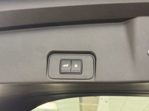 Certified 2026 Nissan Rogue SV AWD/4WD image 23