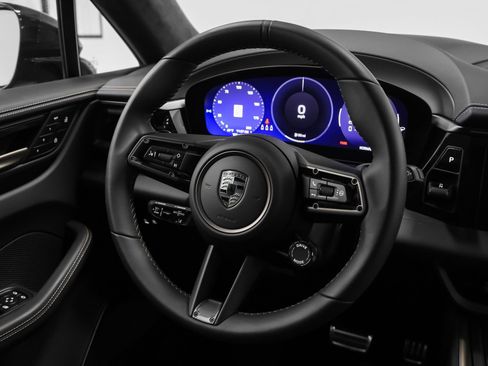 New 2025 Porsche Macan Turbo Electric image 39