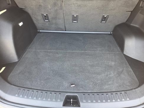 Used 2025 Chevrolet Equinox ACTIV w/ Safety and Technology Package FWD image 15