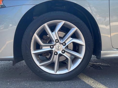 Used 2014 Nissan Sentra SR FWD image 10