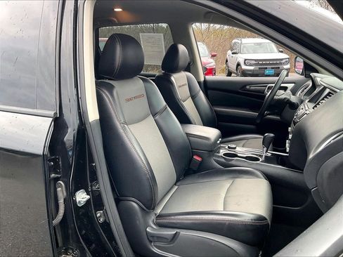 Used 2020 Nissan Pathfinder SV w/ Rock Creek Edition image 10