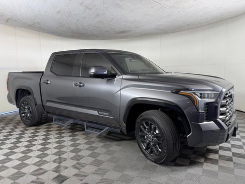 Used 2023 Toyota Tundra Platinum AWD/4WD image 4