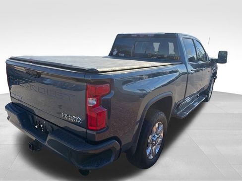 Used 2020 Chevrolet Silverado 2500 High Country w/ Technology Package image 7