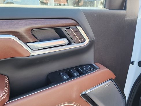 New 2026 GMC Sierra 3500 Denali Ultimate image 15
