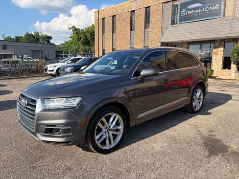 Used 2018 Audi Q7 3.0T Prestige w/ Prestige Package AWD/4WD image 1