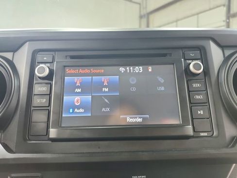 Used 2019 Toyota Tacoma SR w/ SR Convenience Package AWD/4WD image 26