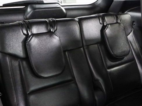Used 2022 Ford Explorer Limited w/ Equipment Group 301A RWD image 29