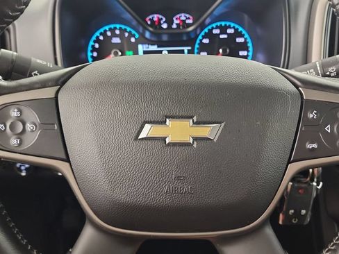 Used 2018 Chevrolet Colorado Z71 AWD/4WD image 12