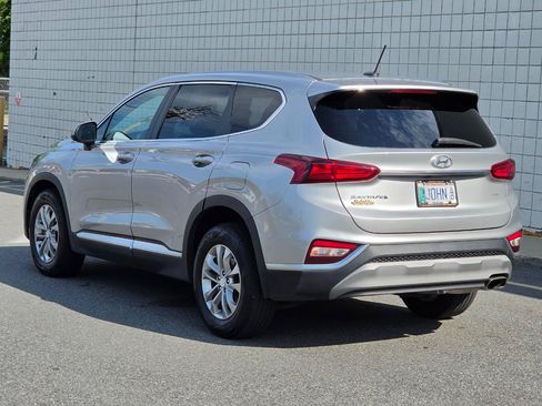 Used 2020 Hyundai Santa Fe SE AWD/4WD image 5