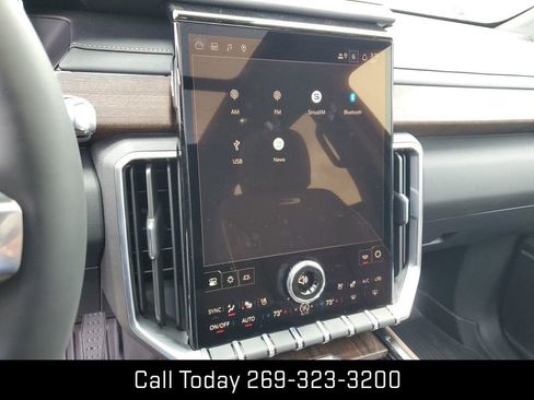 New 2026 GMC Acadia Denali Ultimate w/ LPO, Floor Liner Package image 14