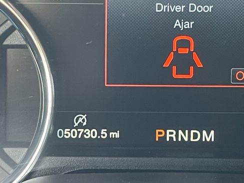 Used 2020 Ford F150 Lariat w/ Trailer Tow Package image 30