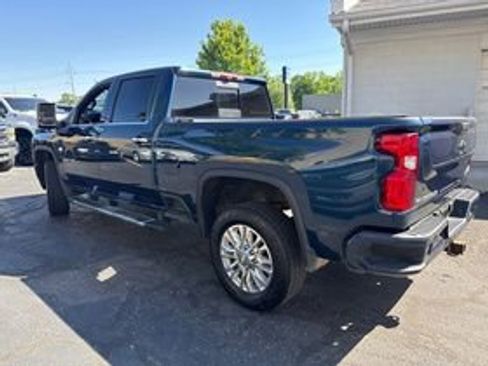 Used 2022 Chevrolet Silverado 3500 High Country w/ Z71 Off-Road Package AWD/4WD image 5