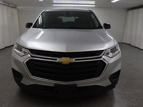 Used 2021 Chevrolet Traverse LS w/ LPO, Floor Liner Package AWD/4WD image 2