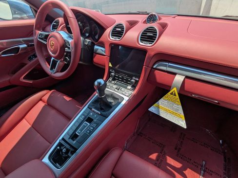 New 2025 Porsche 718 Boxster image 20