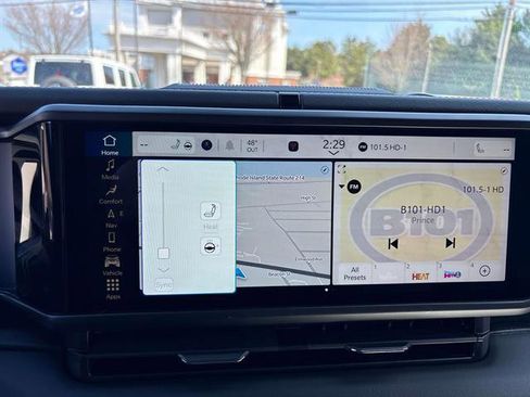 New 2025 Jeep Wrangler Unlimited Sahara w/ Technology Group image 12