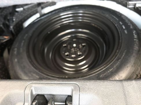 Used 2022 Nissan Rogue Sport SV w/ Technology Package image 41