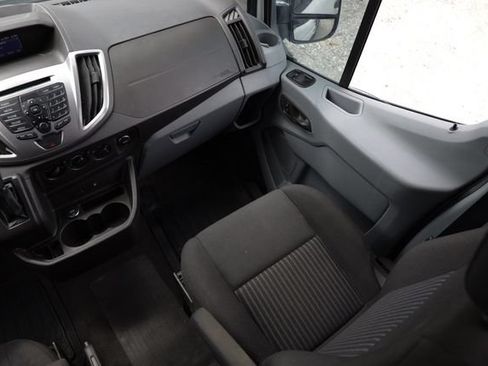 Used 2015 Ford Transit 150 XLT RWD image 19