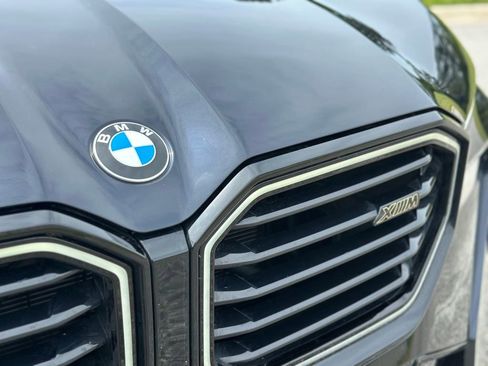 Certified 2023 BMW XM w/ M Driver's Package AWD/4WD image 11