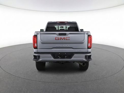 Used 2024 GMC Sierra 2500 Denali w/ Technology Package AWD/4WD image 6