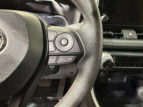 Certified 2025 Toyota RAV4 LE AWD/4WD image 24