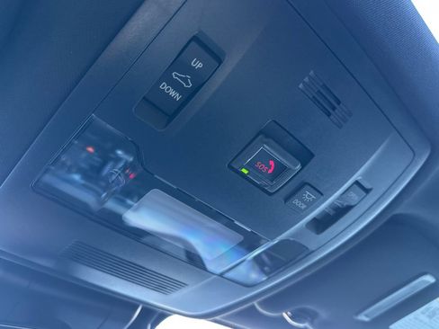 Used 2025 Lexus IS 350 F Sport image 22