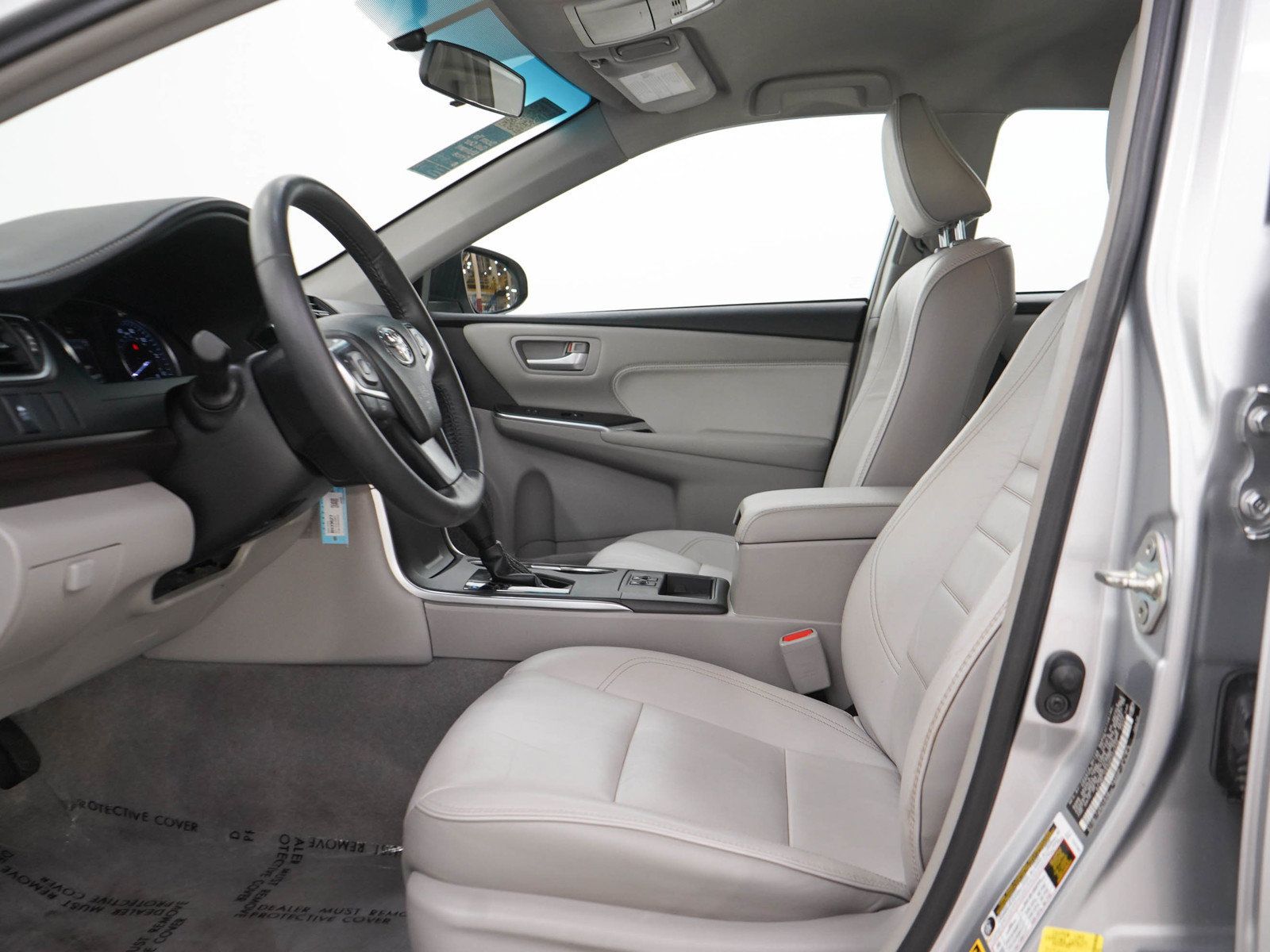 Used 2017 Toyota Camry XLE w/ Protection Package (Q2) FWD image 20
