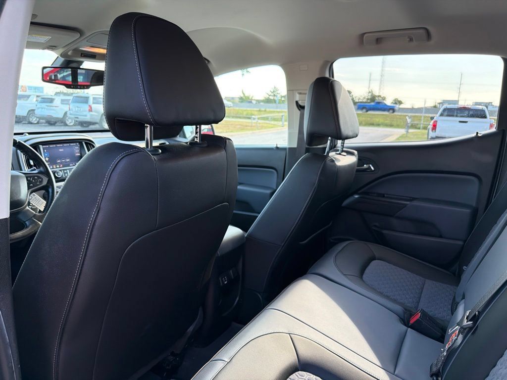 Used 2019 Chevrolet Colorado Z71 AWD/4WD image 13