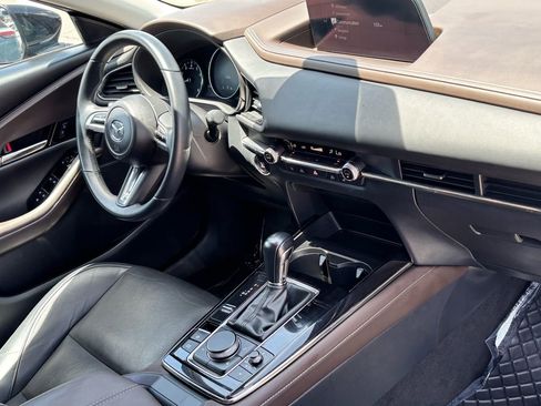 Used 2021 MAZDA CX-30 AWD 2.5 S w/ Premium Package image 9