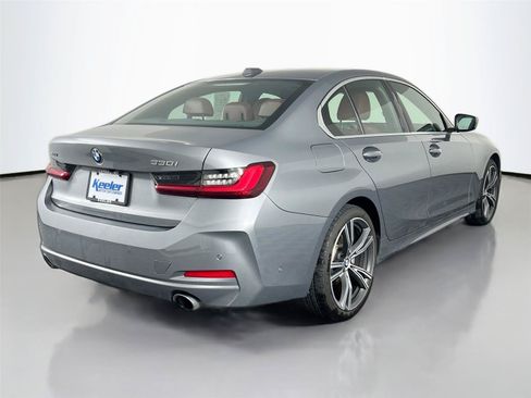 Certified 2024 BMW 330i xDrive Sedan w/ Premium Package AWD/4WD image 5