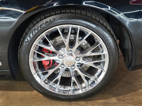 Used 2008 Chevrolet Corvette Coupe w/ Z51 Performance Package RWD image 64