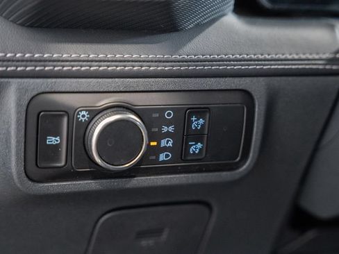Used 2025 Ford Mustang Premium RWD image 30