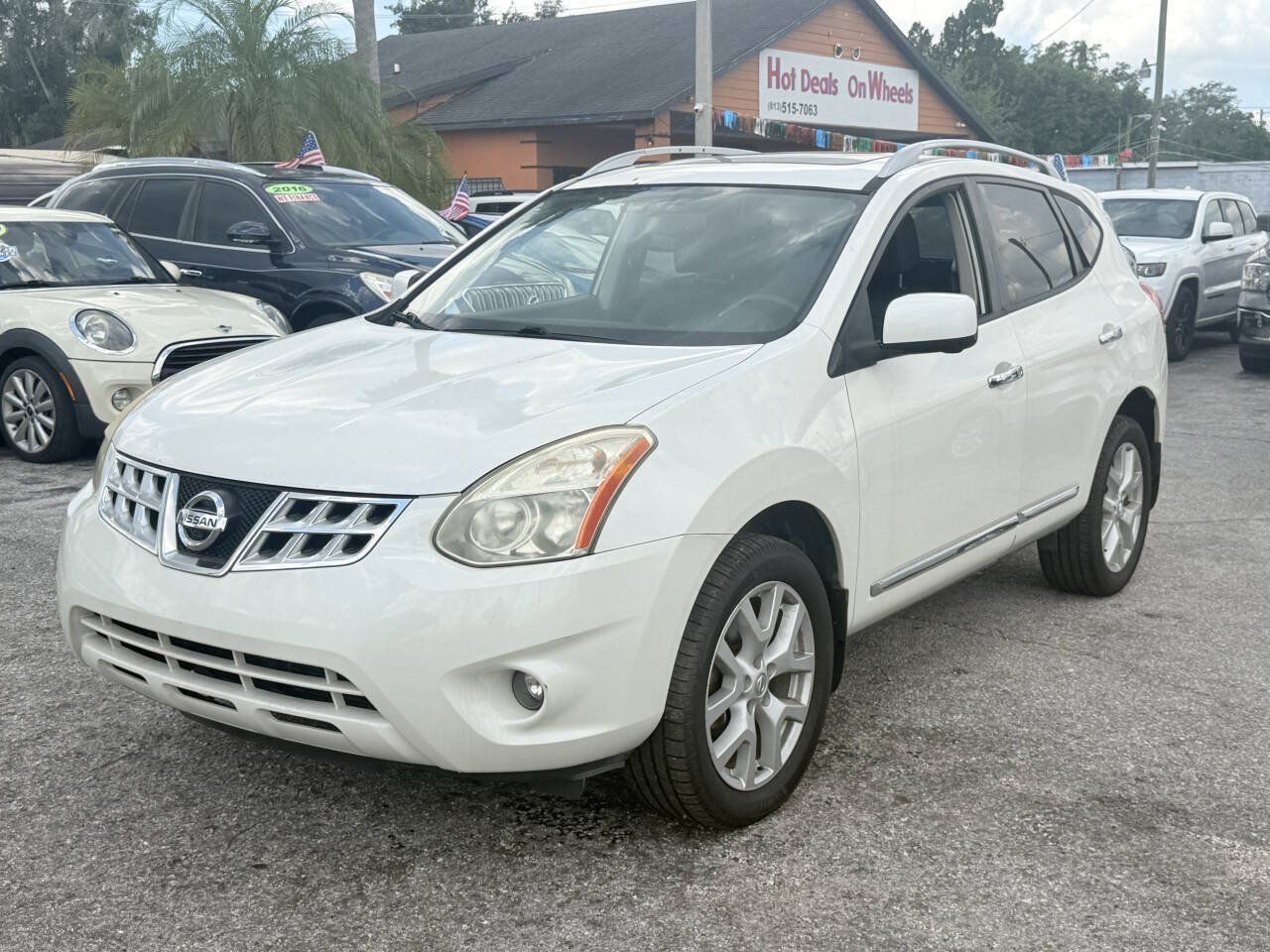 Used 2012 Nissan Rogue SL FWD image 1