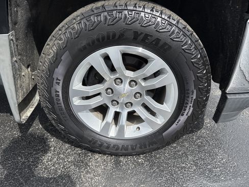 Used 2017 Chevrolet Silverado 1500 LT w/ All Star Edition image 11