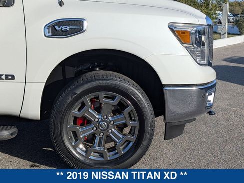 Used 2019 Nissan Titan SL w/ Texas Titan Edition image 11